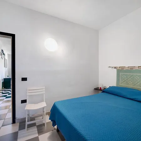 Sea View With Garden Apartment Santa Teresa Gallura